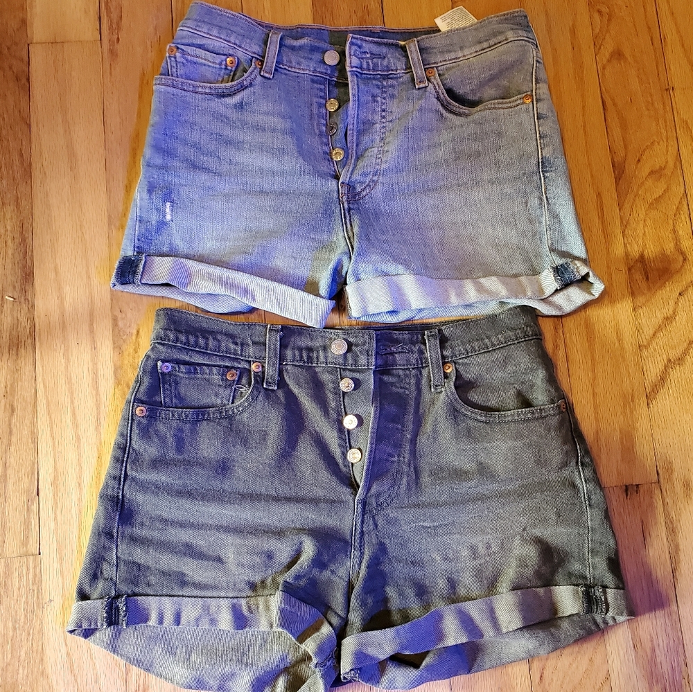 Levis high rise wedgie shorts